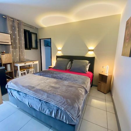 Hostal 170 Room 15 Service Appartement ル・タンポン エクステリア 写真